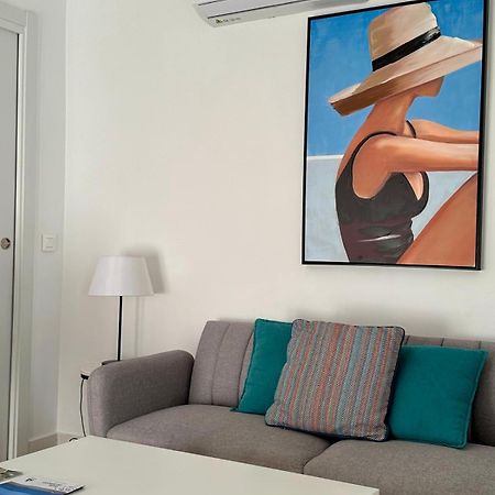 Apartamentos La Hormiga Deluxe Адра Екстер'єр фото