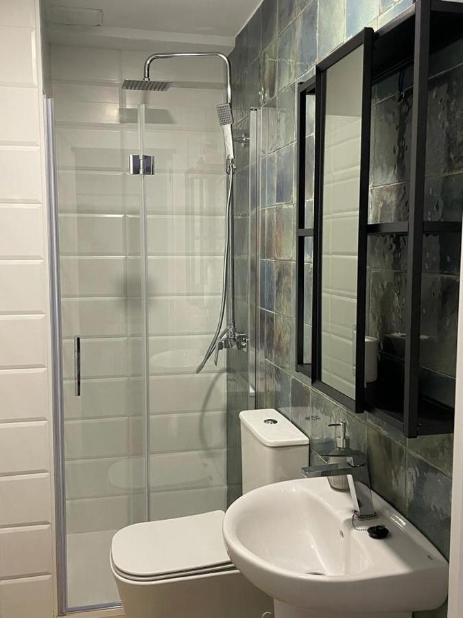 Apartamentos La Hormiga Deluxe Адра Екстер'єр фото