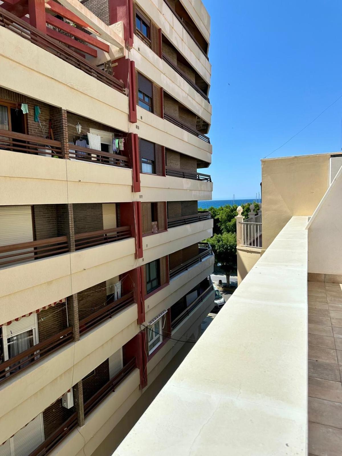 Apartamentos La Hormiga Deluxe Адра Екстер'єр фото